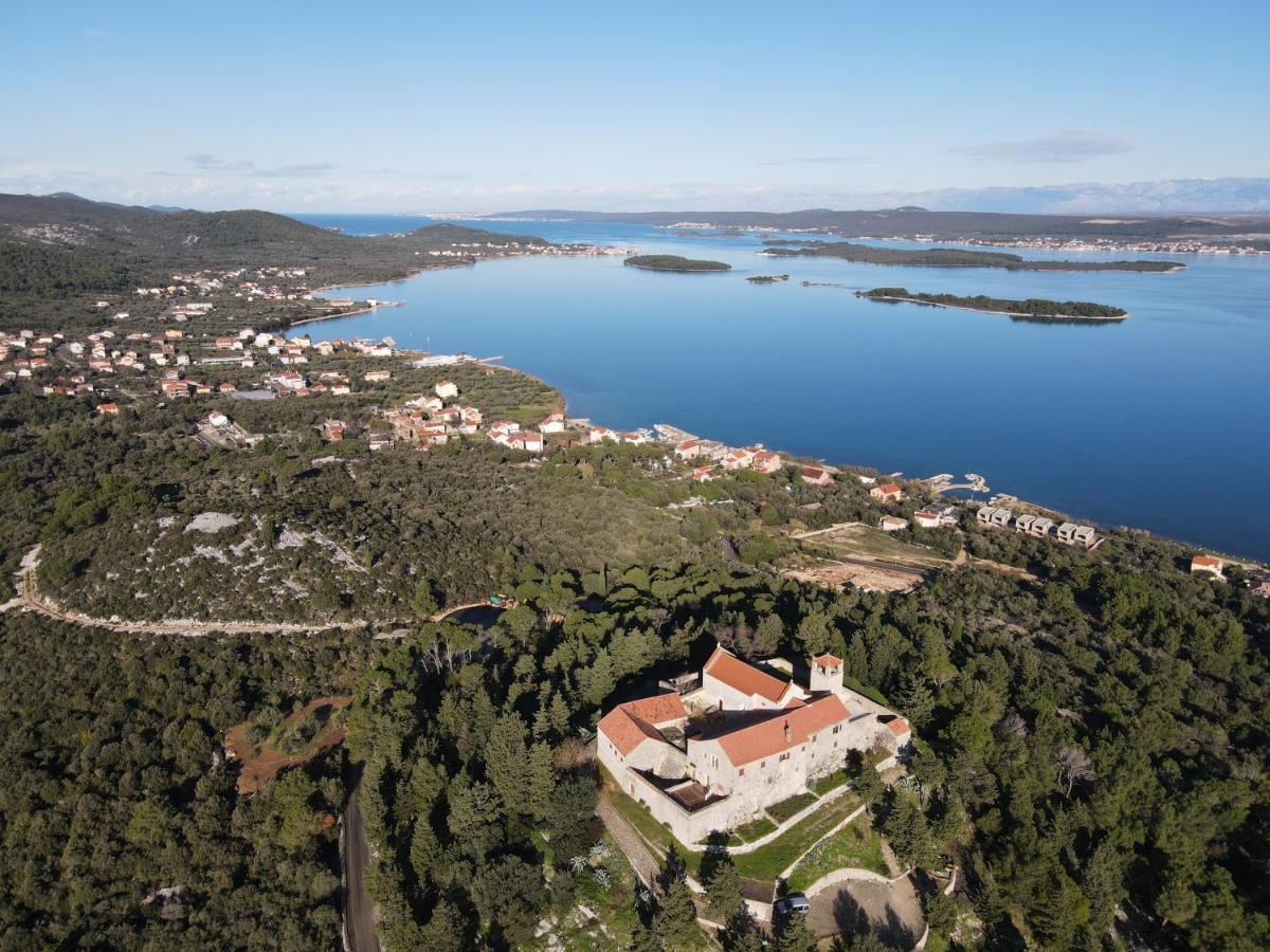 Apartment Lana Pašman Exteriér fotografie