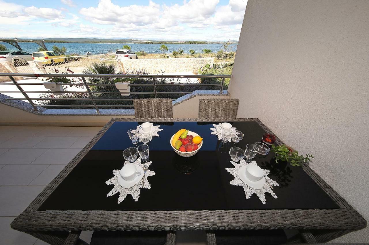 Apartment Lana Pašman Exteriér fotografie